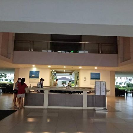 Field Residences Paranaque City Eksteriør bilde