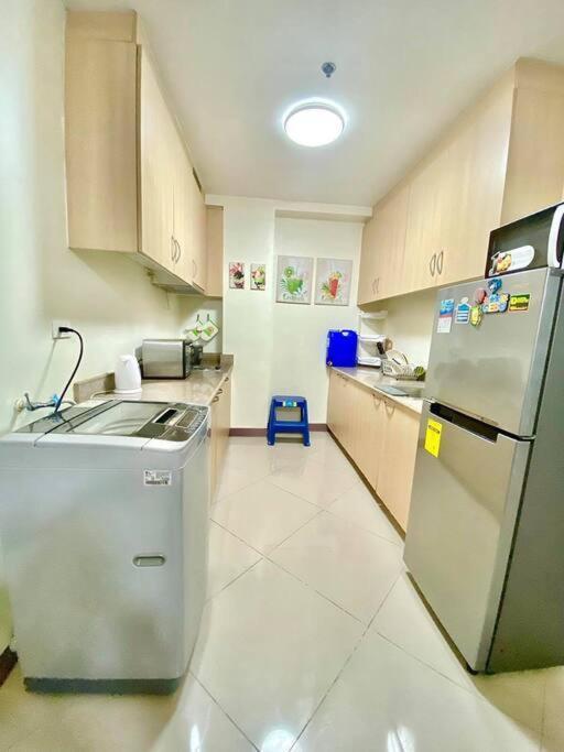 Field Residences Paranaque City Eksteriør bilde